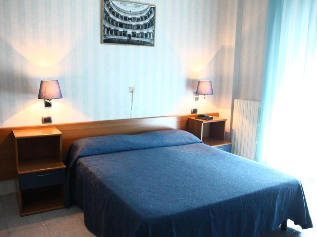 Hotel Pineta Cagli Ruang foto