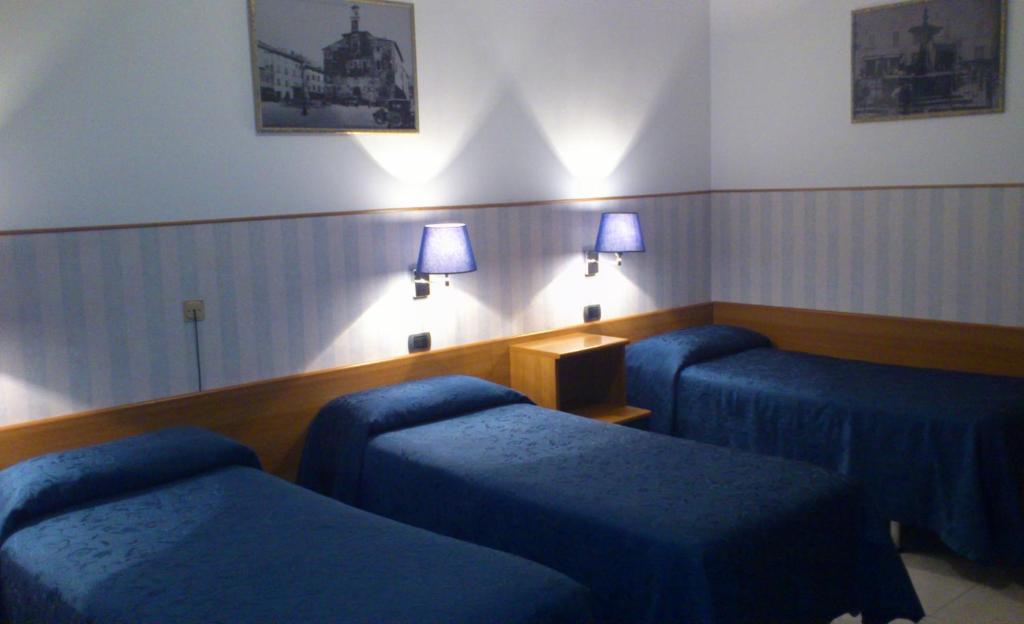 Hotel Pineta Cagli Ruang foto