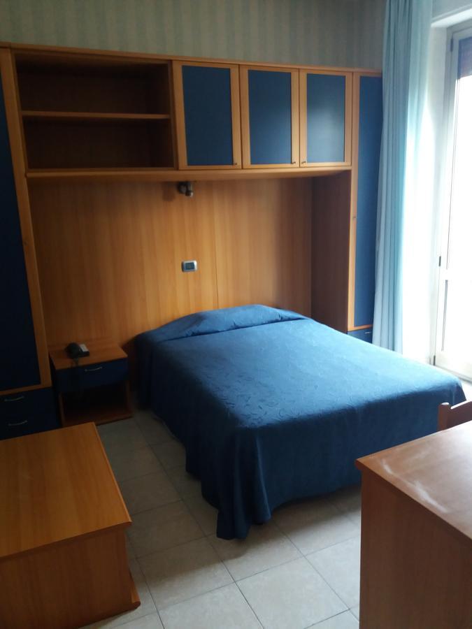 Hotel Pineta Cagli Bagian luar foto
